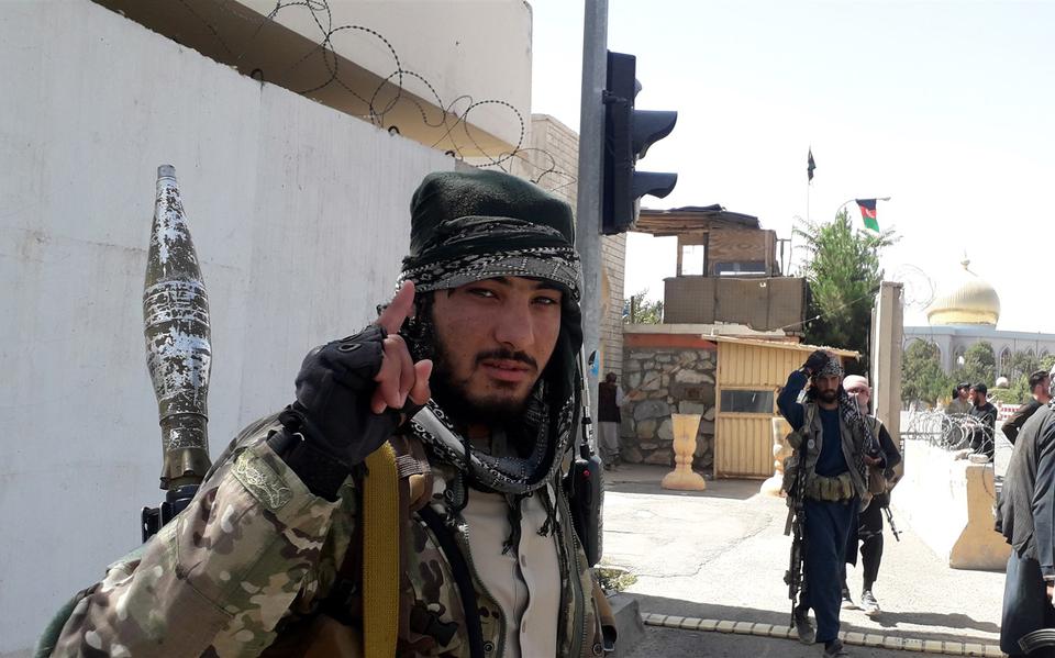 Taliban-militanten na het veroveren van de stad Ghazni, 12 augustus 2021. 