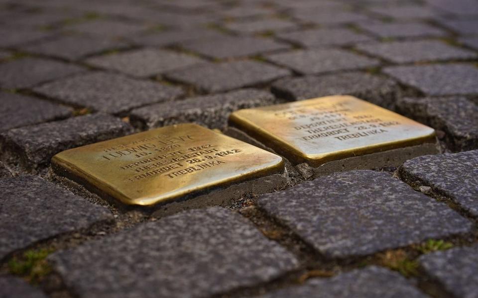 Stolpersteine.