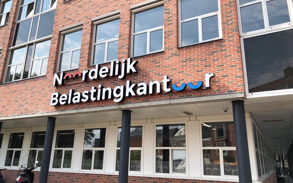 Het Noordelijk Belastingkantoor aan de Trompsingel in Groningen. Foto: Chris Bakker / DvhN