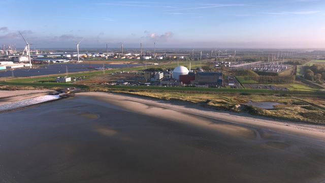 Ruim acht op tien Groningers hebben zorgen over de komst van kerncentrales in de Eemshaven. In geen 