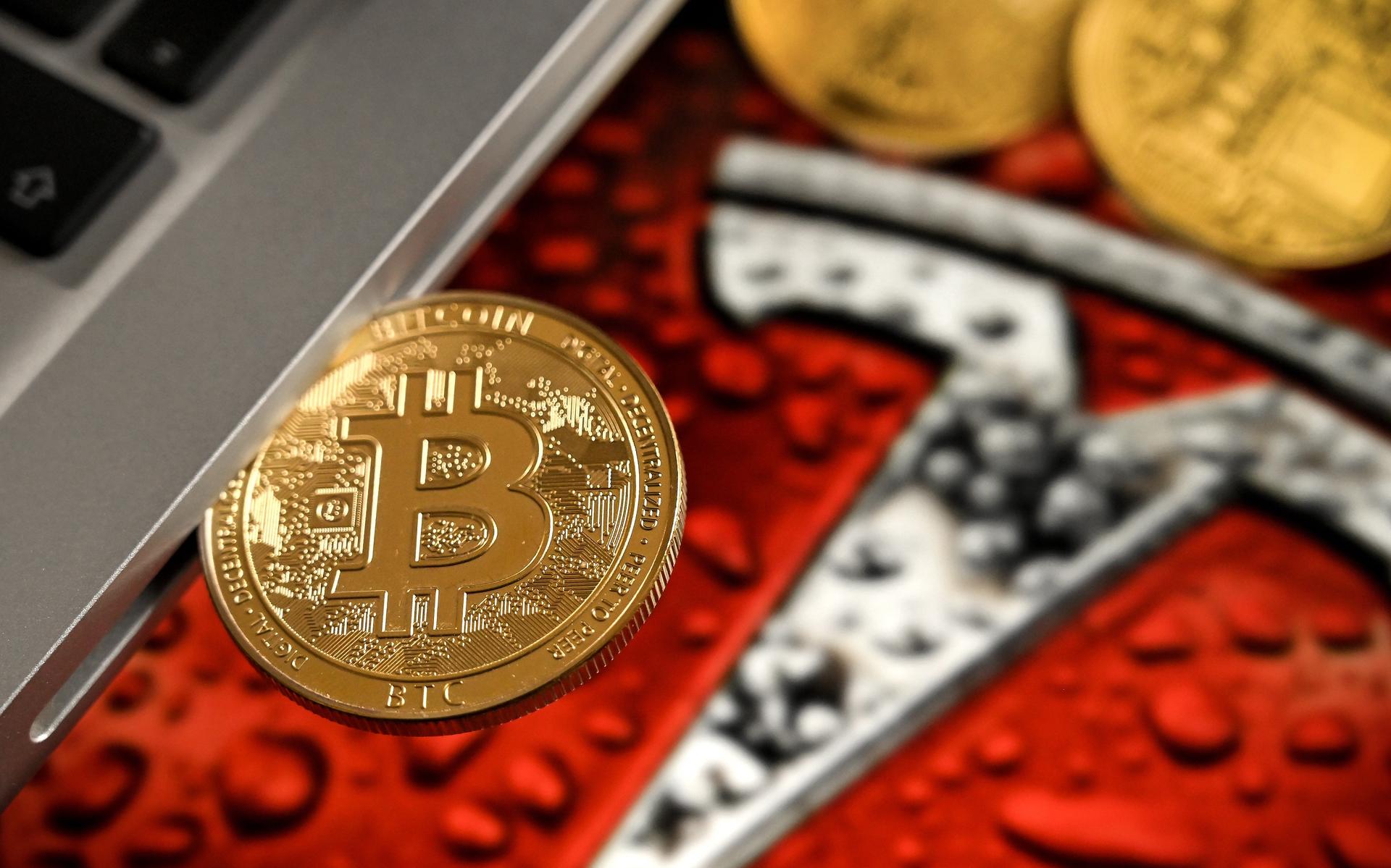 Uitslag Stelling van de dag: Meerderheid vindt investeren in bitcoin geen slimme zet. 'Staat niets v