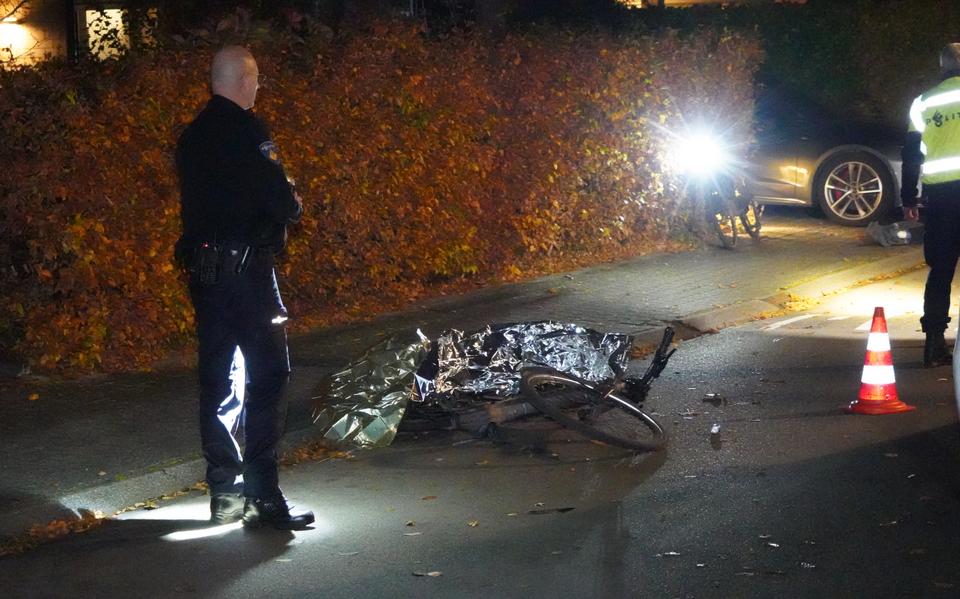 Fietser aangereden door automobilist in Groningen.