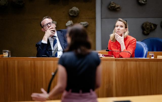 LIVE | Heeft minister Heerma het nu over een nieuw pistool of Nij Begun?