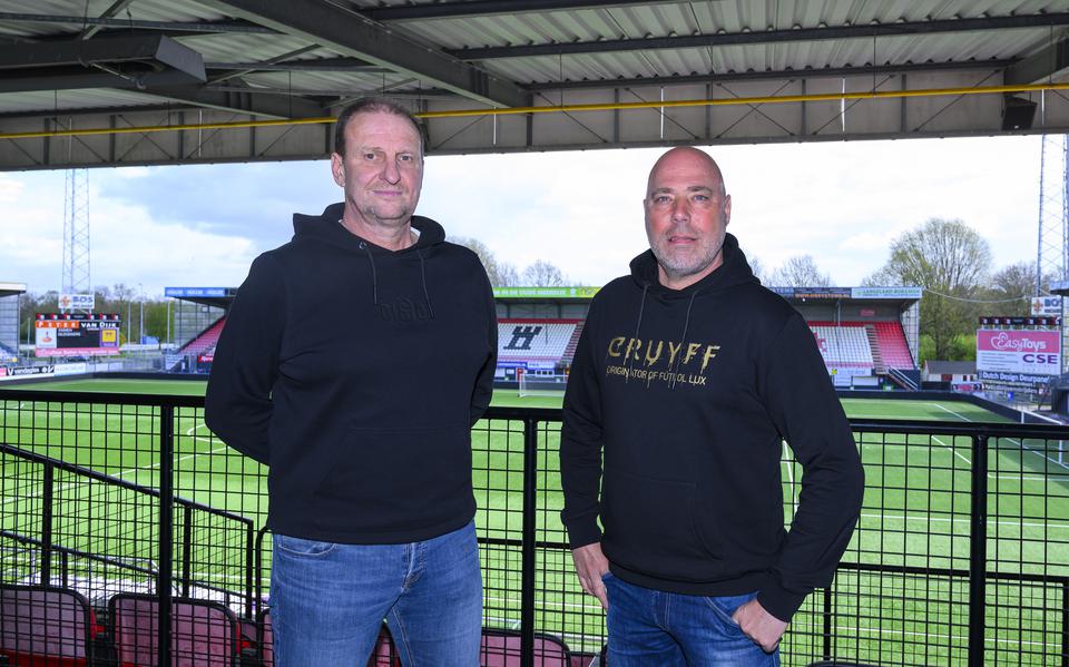 De nieuwe trainers Alfons Arts en Michel van Oostrum staan voor een lastige opdracht bij FC Emmen.