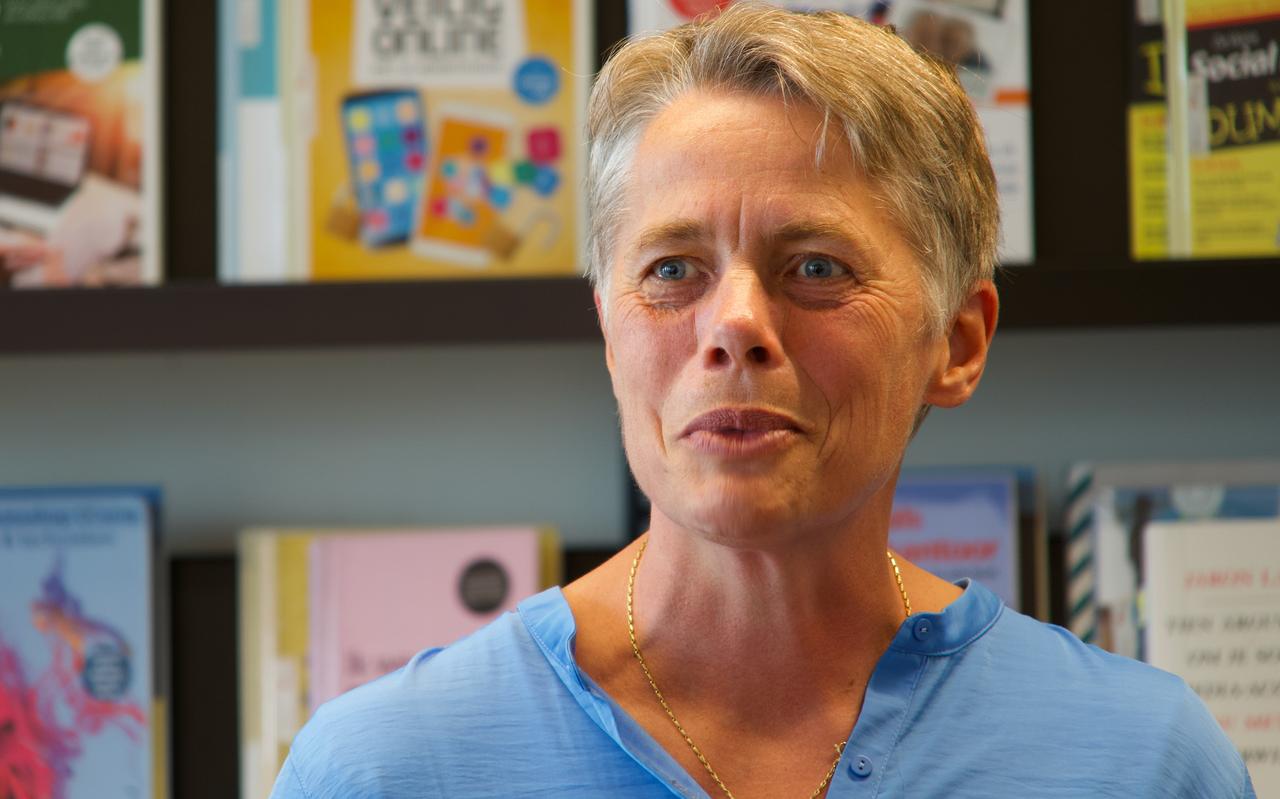 Anneke Tiddens uit Muntendam is een van de drie genomineerden voor de tweejaarlijse landelijke bibliotheekspecialist-verkiezing. Anneke Tiddens uit Muntendam is een van de drie genomineerden voor de tweejaarlijse landelijke bibliotheekspecialist-verkiezing.