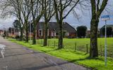 Het dorp Borgsweer in de gemeente Delfzijl ligt aan de rand van het industrieterrein. 