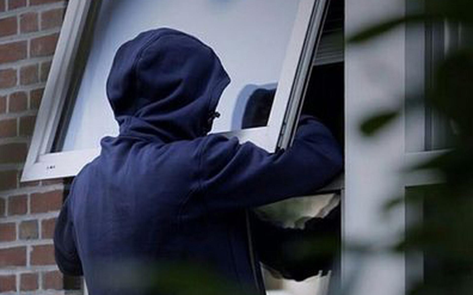 Meerdere woningen in voormalige gemeente Hoogezand-Sappemeer doelwit inbrekers - Dagblad van het Noo