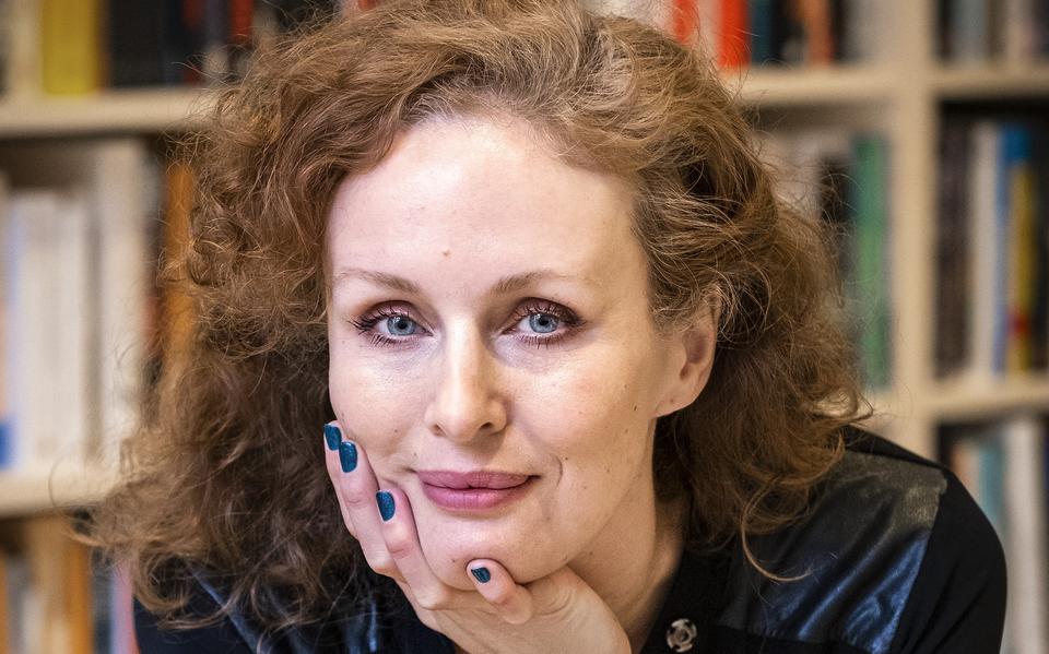 Marente de Moor pleit in nieuwe roman 'De Schoft' voor méér twijfel