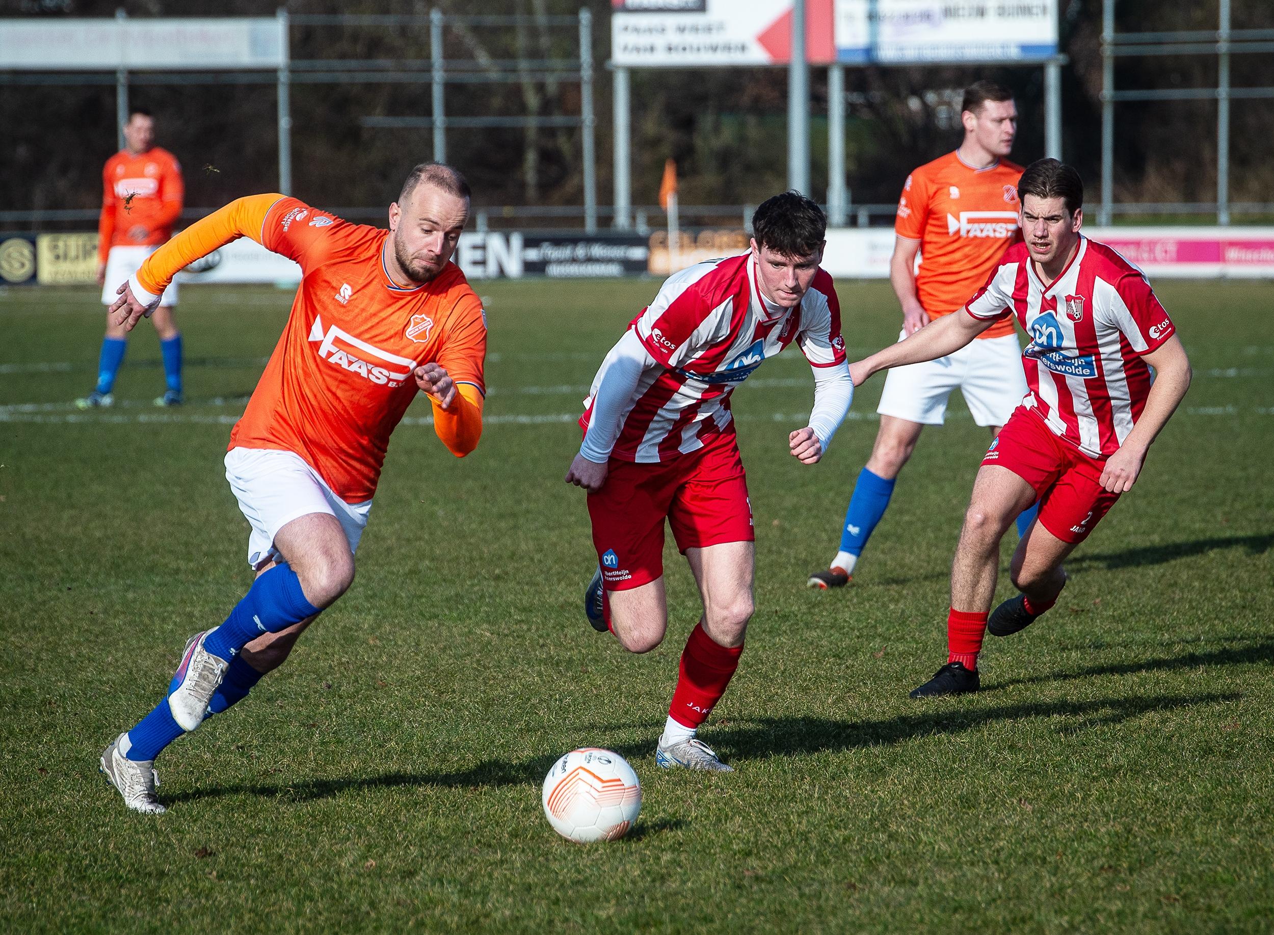 Keeperszoon Jens Roorda houdt de nul in duel Nieuw-Buinen tegen Actief. ‘Ik ben eigenlijk geen keepe