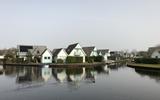 Burgemeester en wethouders van Midden-Groningen wijzen op voorhand een initiatiefvoorstel af om permanente bewoning op De Leine in Meerwijck toe te staan.