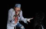 Guns N’ Roses-zanger Axl Rose blaast volgend jaar zestig kaarsjes uit. Hij is dan vijf jaar ouder dan Mick Jagger toen die in 1999 in het Stadspark stond.