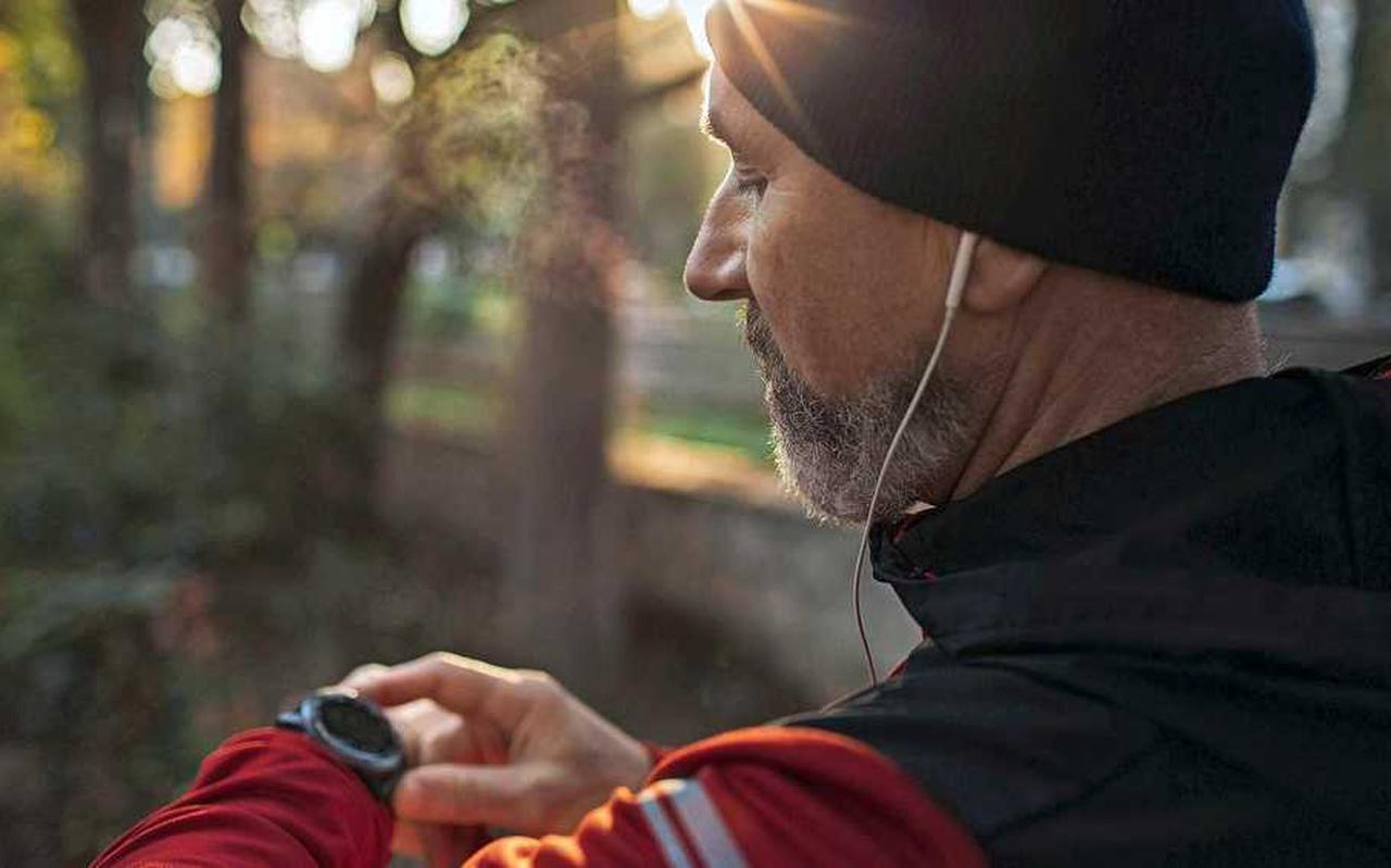 Volgens wetenschappers is er een bepaald moment op de dag waarop je het meest profiteert van je work-out. Volgens wetenschappers is er een bepaald moment op de dag waarop je het meest profiteert van je work-out.