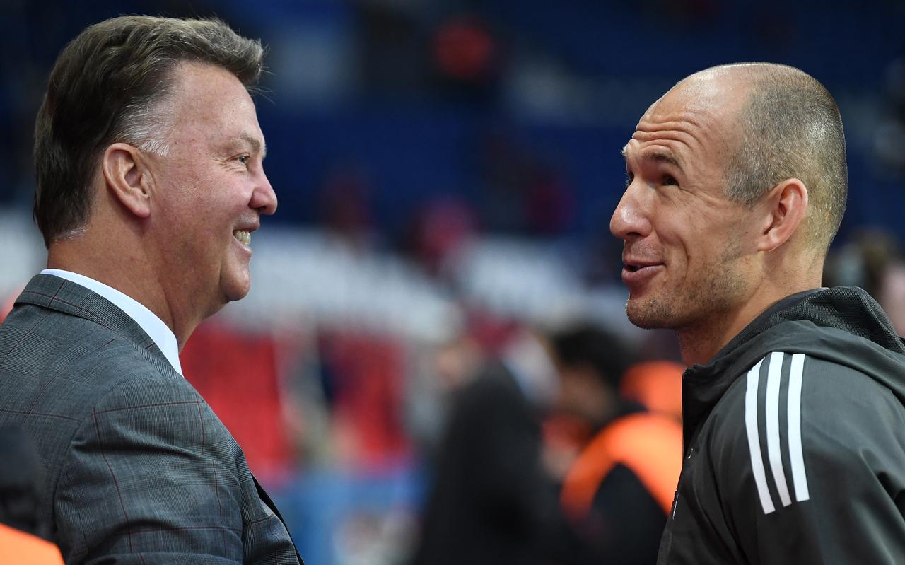 Zou dit geen ideale combinatie zijn als Van Gaal bondscoach wordt? Zou dit geen ideale combinatie zijn als Van Gaal bondscoach wordt?