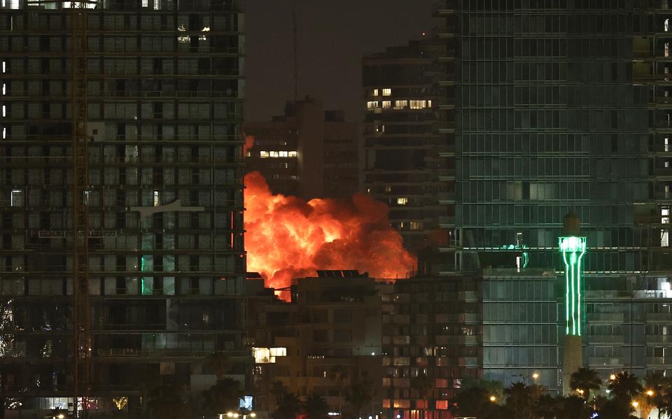 Iran heeft in de nacht van zondag op maandag een nieuwe raketaanval op Israël uitgevoerd. Dat meldde onder meer het Israëlische leger.