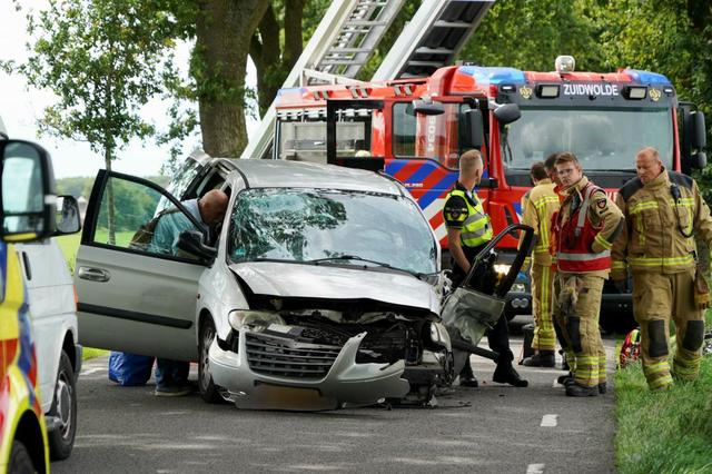 LIVE | Gewonde bij ongeval op Oosterweg bij Zuidwolde en KNRM redt naakte en verkleumde man op reddi