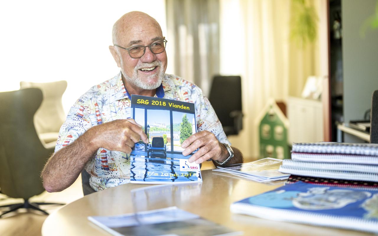 Jan Liest met een fotoverslag van één van de tientallen reizen die hij maakte als vrijwilliger voor SRG. Jan Liest met een fotoverslag van één van de tientallen reizen die hij maakte als vrijwilliger voor SRG.
