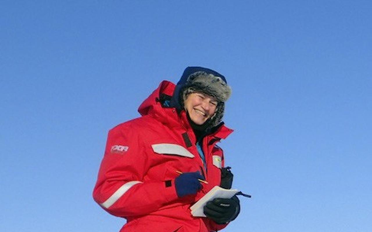 Dr. Jacqueline Stefels van de Rijksuniversiteit Groningen keert terug van de grootste poolexpeditie ooit. Dr. Jacqueline Stefels van de Rijksuniversiteit Groningen keert terug van de grootste poolexpeditie ooit.