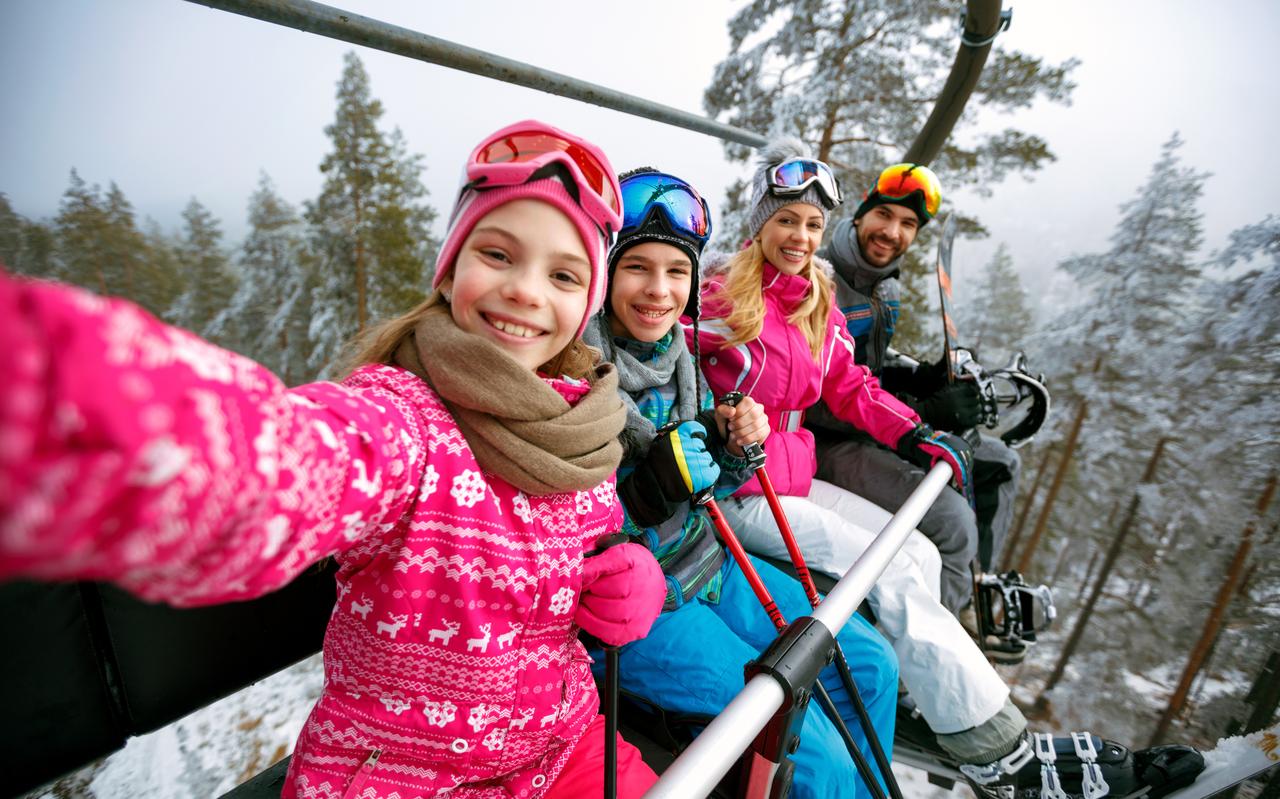 Wintersport: niets is mooier, maar het liefst wel zonder ongelukken. Wintersport: niets is mooier, maar het liefst wel zonder ongelukken.