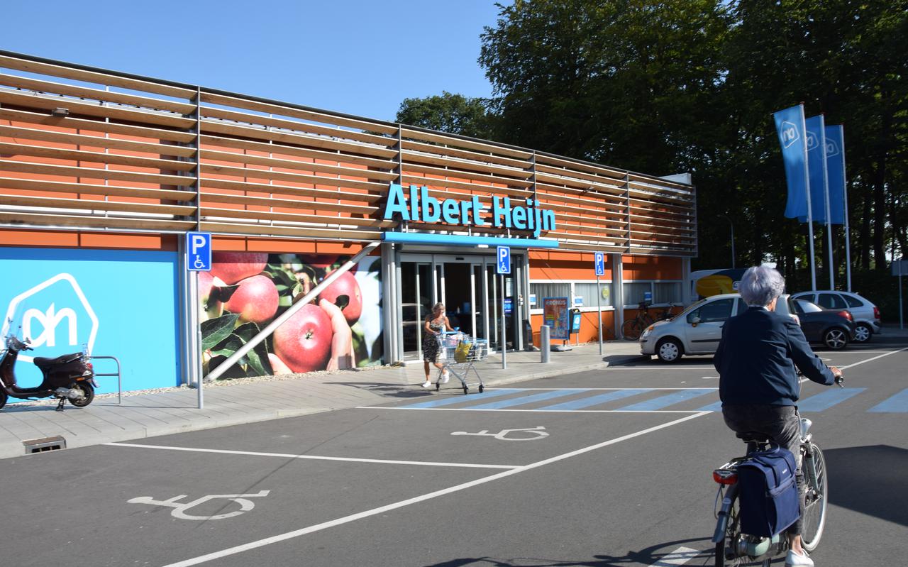 De tijdelijke winkel van Albert Heijn op het PBH-terrein in Zuidlaren.
