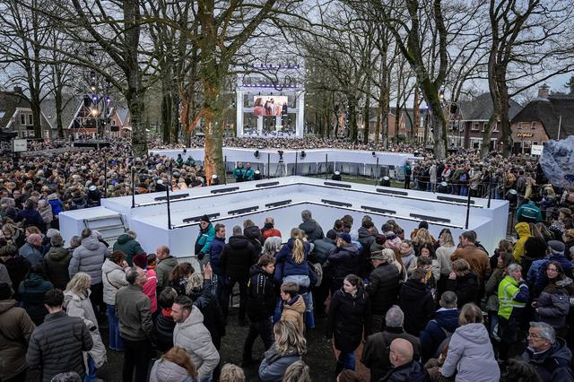 LIVE THE PASSION | Evenemententerrein The Passion is vol: 6000 bezoekers op de Kleine Brink in Dwing