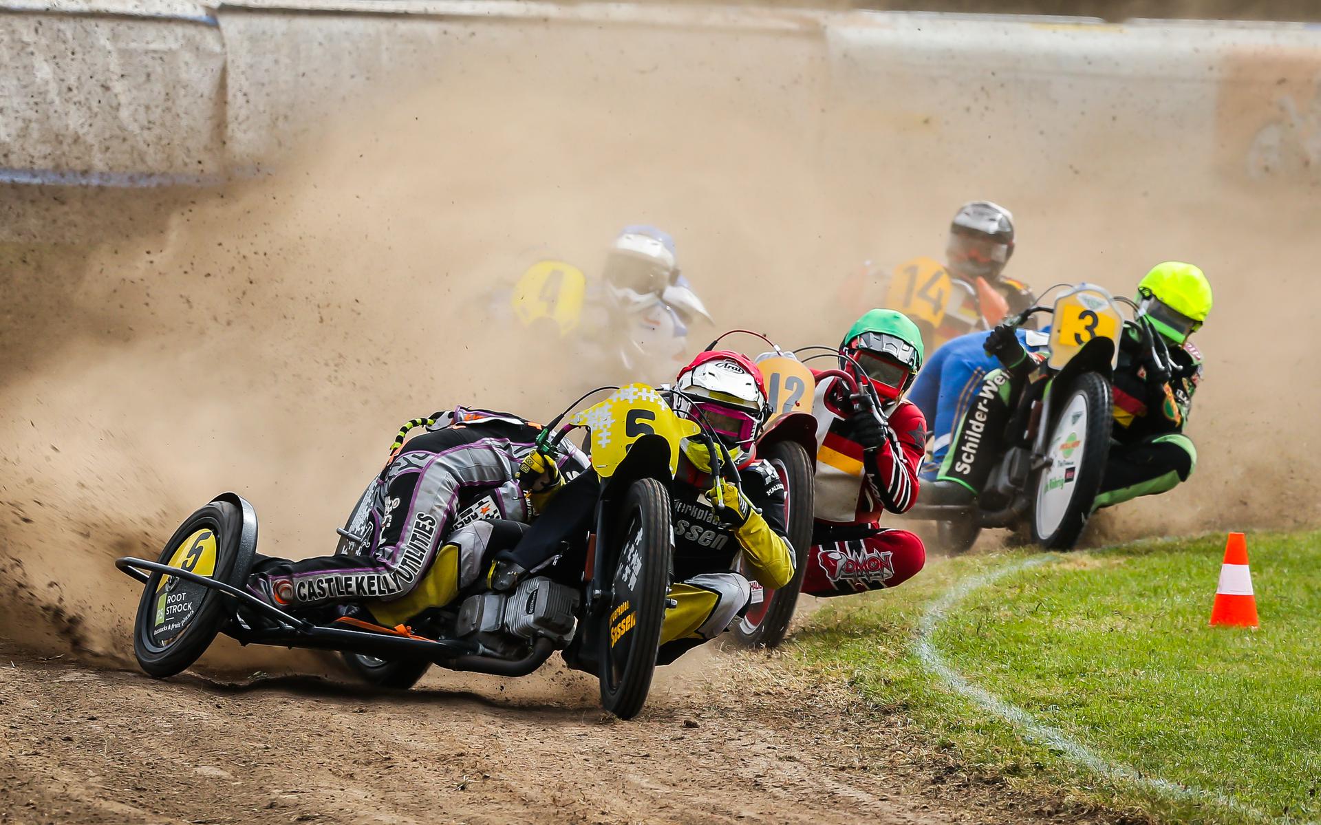 Masters of Sidecars mit den neuesten Sidecar-Europameistern Markus Brandhofer und Sandra Mollema am Sonntag in Eenrum