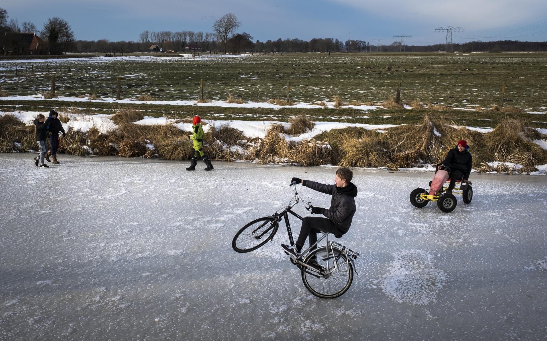 Vaarverbod opgeheven voor Reitdiep Noord en Lauwersmeer. Overige vaarwegen in Groningen nog tot volg