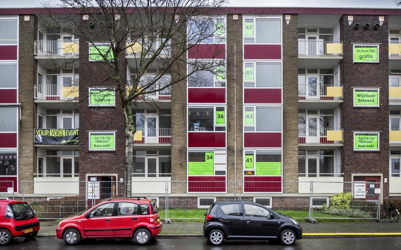 Selwerd is één van de wijken in Groningen waar woningbouwcorporaties veel renoveren en nieuwbouwen. Selwerd is één van de wijken in Groningen waar woningbouwcorporaties veel renoveren en nieuwbouwen.