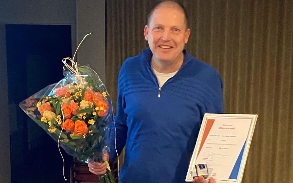 Voor al zijn verdiensten voor de wielersport kreeg Jan Eppo Nieborg in 2022 het Zilveren Wiel uitgereikt, een waarderingsprijs van de KNWU.