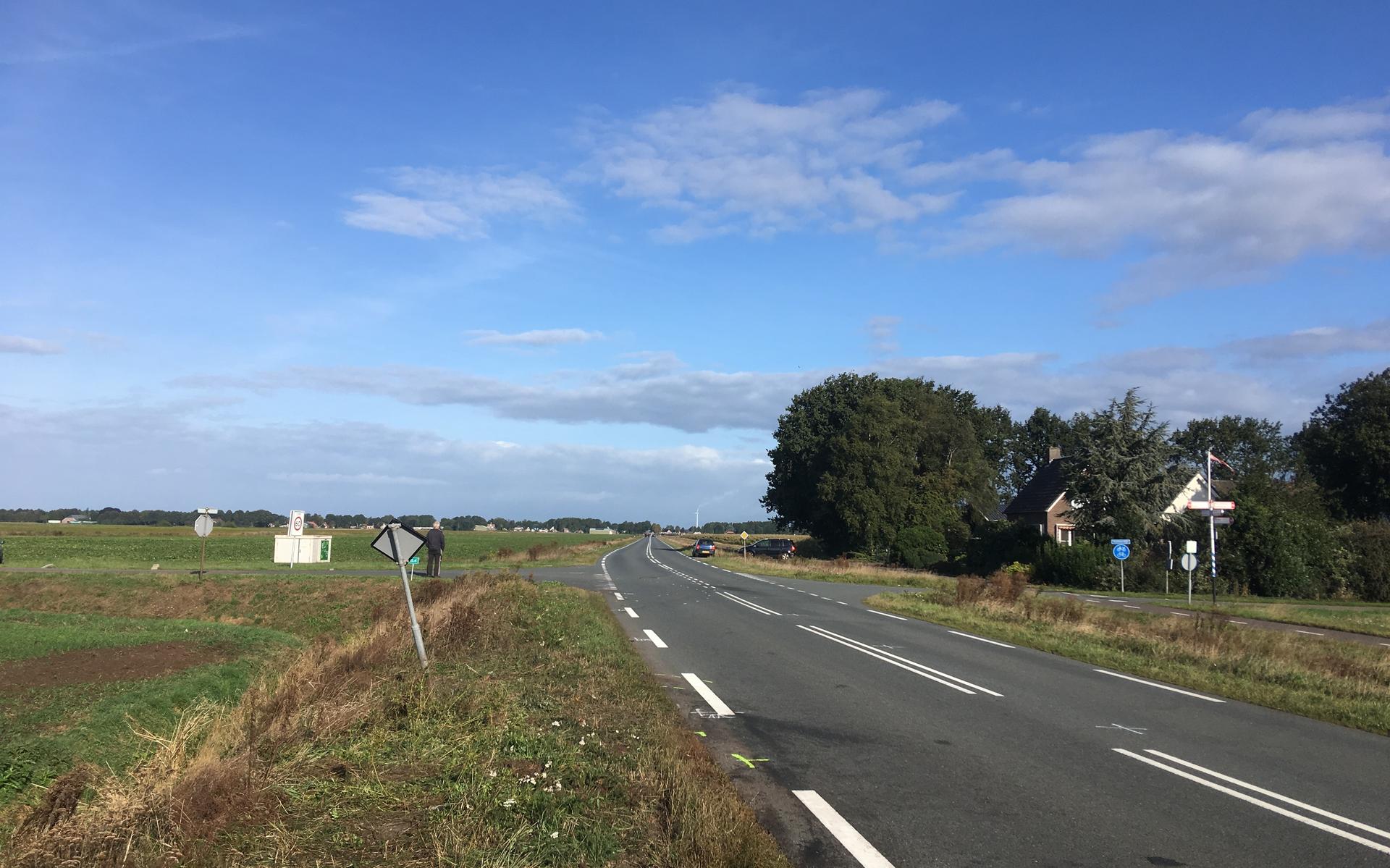34 kilometer tussen Gasselternijveen en Nieuw-Weerdinge: Hoe gevaarlijk is de Drentse Mondenweg? - D