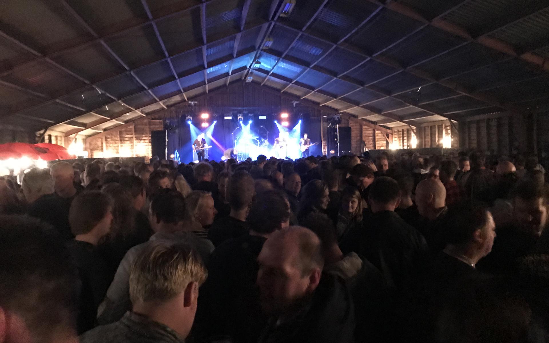Het festival Monsters of Rock vindt zaterdag 25 maart plaats in Veeningen. 