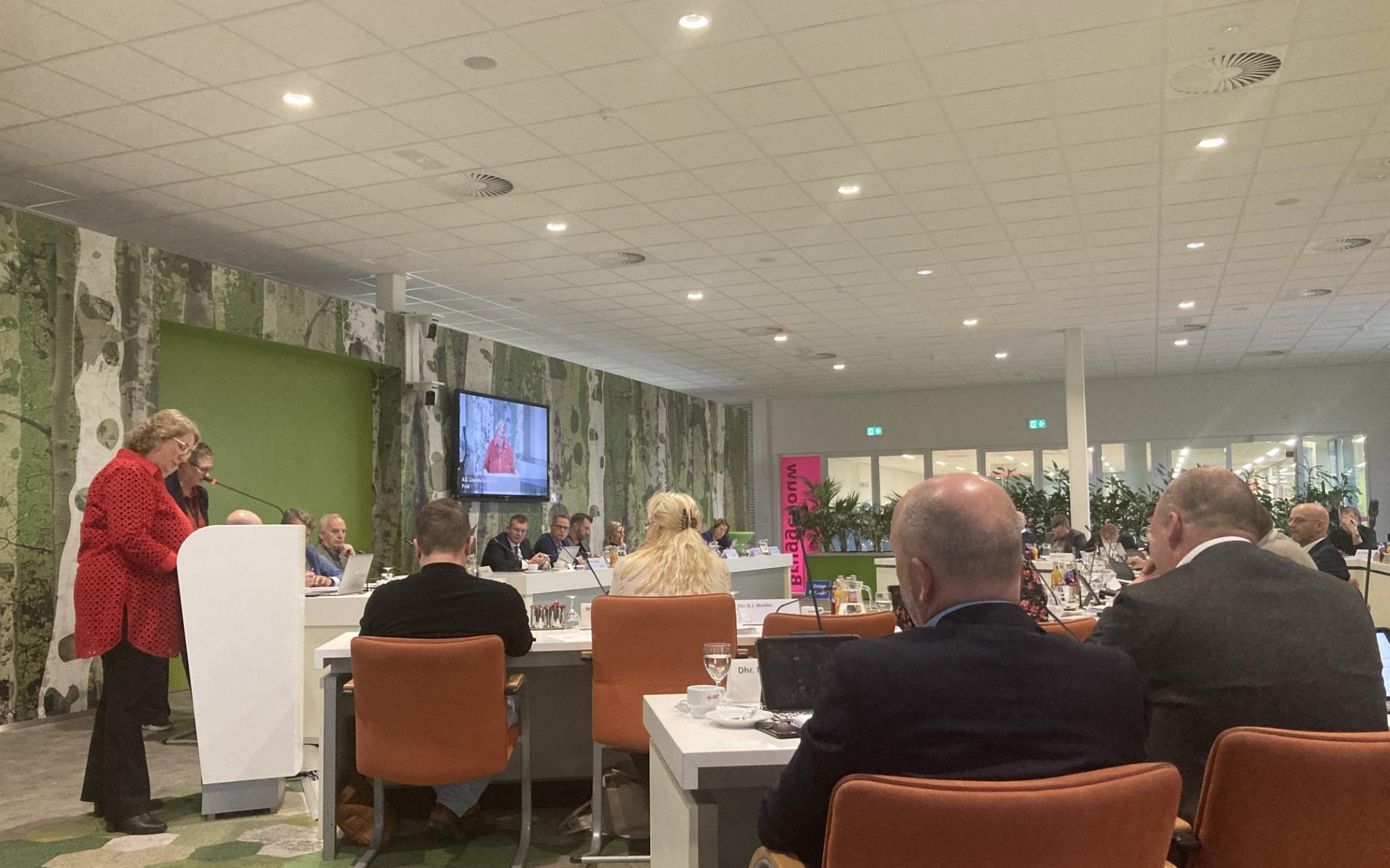 Emmen trekt de beurs om mensen naar Herinneringscentrum Kamp Westerbork te krijgen. 'Denk vooral aan
