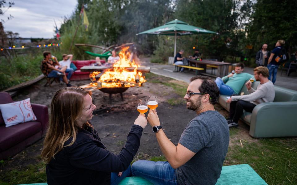 Amber Oldersma en Björn Bouma op het Wild Festival bij EM2 in Groningen. 