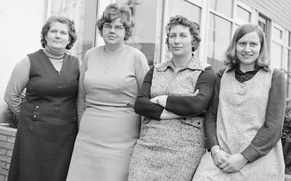De vrouwen in de Winschoter ritssluitingfabriek Optilon staakten in 1973 voor een gelijkwaardige beloning. Ze kregen niet hun zin.
