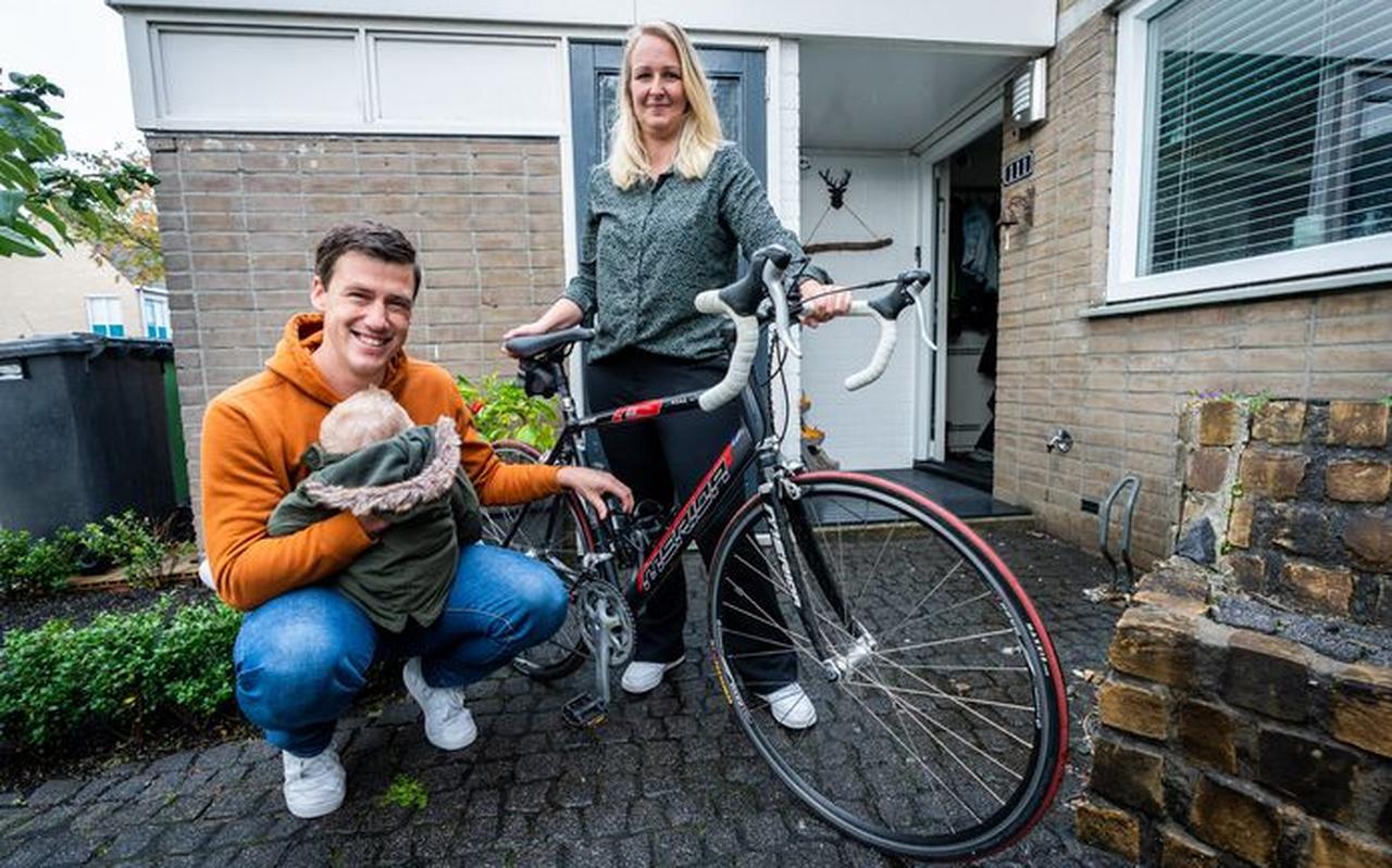 Zoontje Liam van Rolf en Marieke van Panhuis lijdt aan een stofwisselingsziekte. Zoontje Liam van Rolf en Marieke van Panhuis lijdt aan een stofwisselingsziekte.