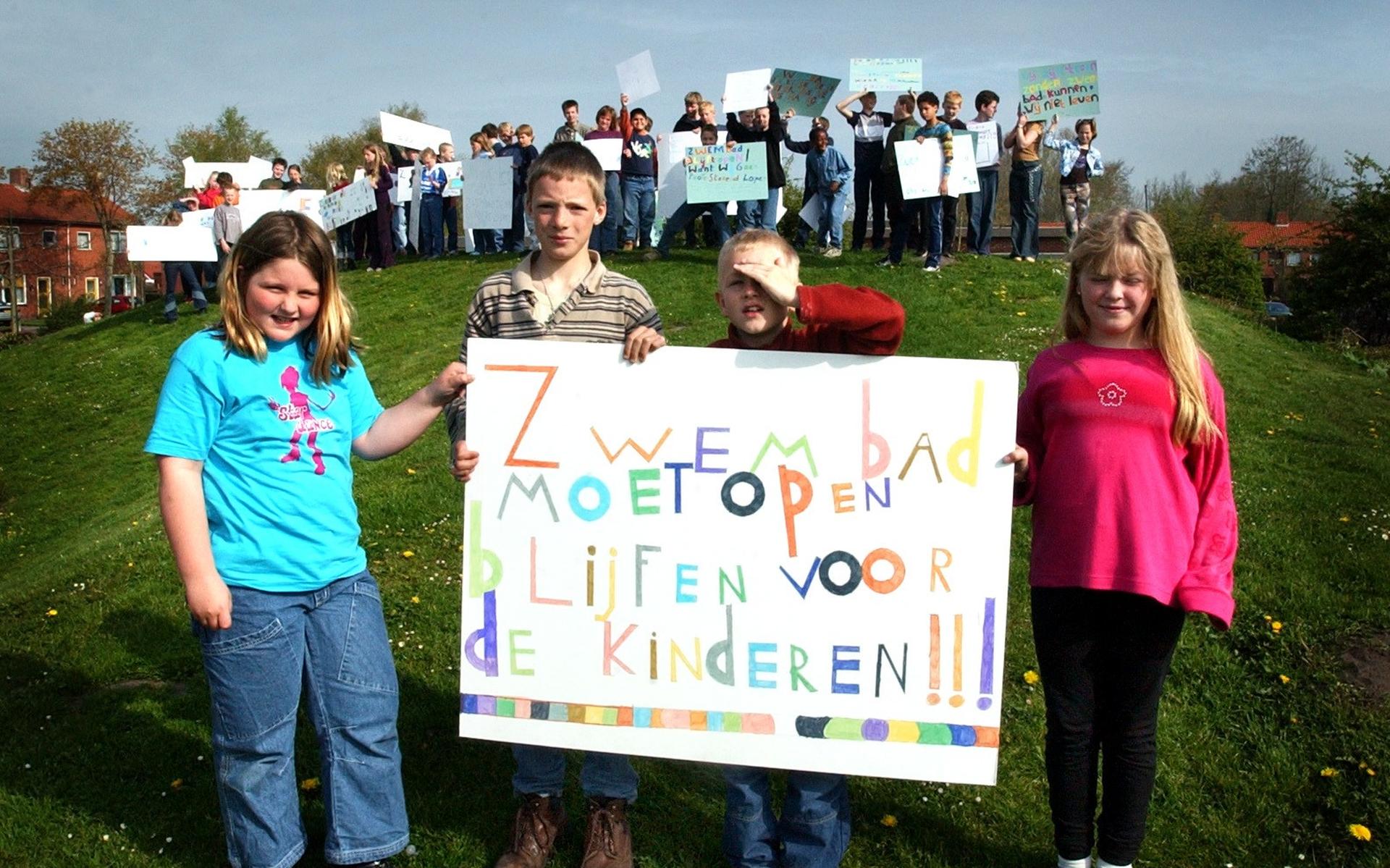 Woede is groot in Finsterwolde: zwembad Hardenberg dreigt door gemeente Oldambt gesloten te worden