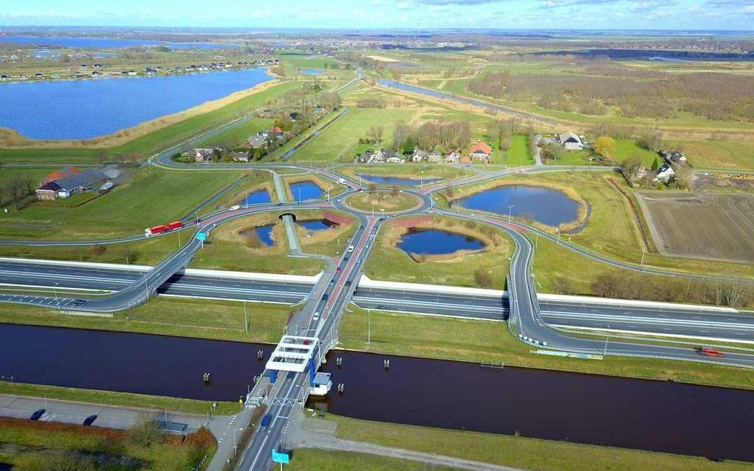 Omwonenden beginnen petitie en verspreiden flyers tegen 'Hof van Winschoten'. Initiatiefnemer van tr