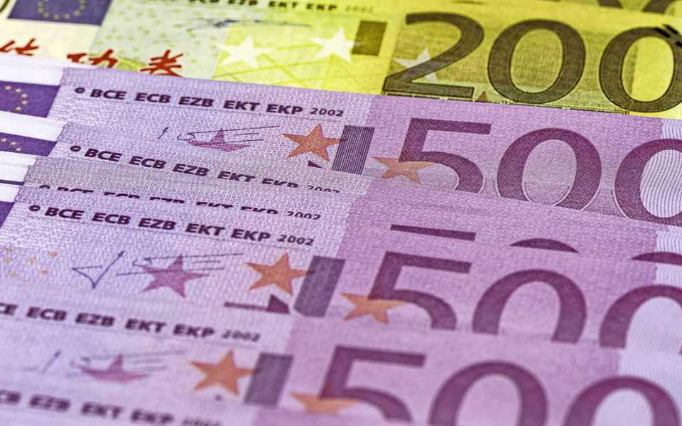 Een inwoner van Gooise Meren heeft zaterdag de jackpot van 5,7 miljoen euro van de Lotto gewonnen.
