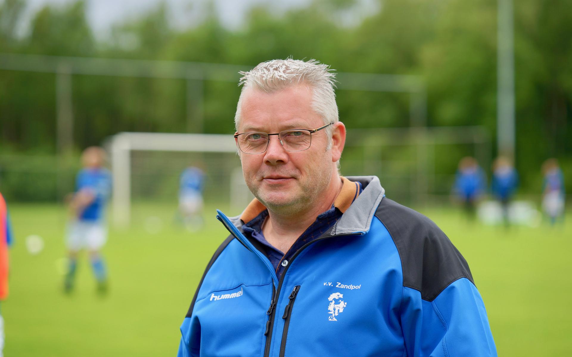 Zandpol is druk bezig om lijntjes uit te gooien en nieuwe spelers aan zich te binnen. „Als dat slaagt is een rentree in de standaard vijfde klasse zeker reëel”, vertelt teamleider Egbert Jonker.