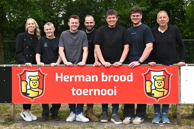 Nieuwe generatie neemt het roer over bij het Herman brood toernooi in Sleen. ‘Prima afsluiting van h