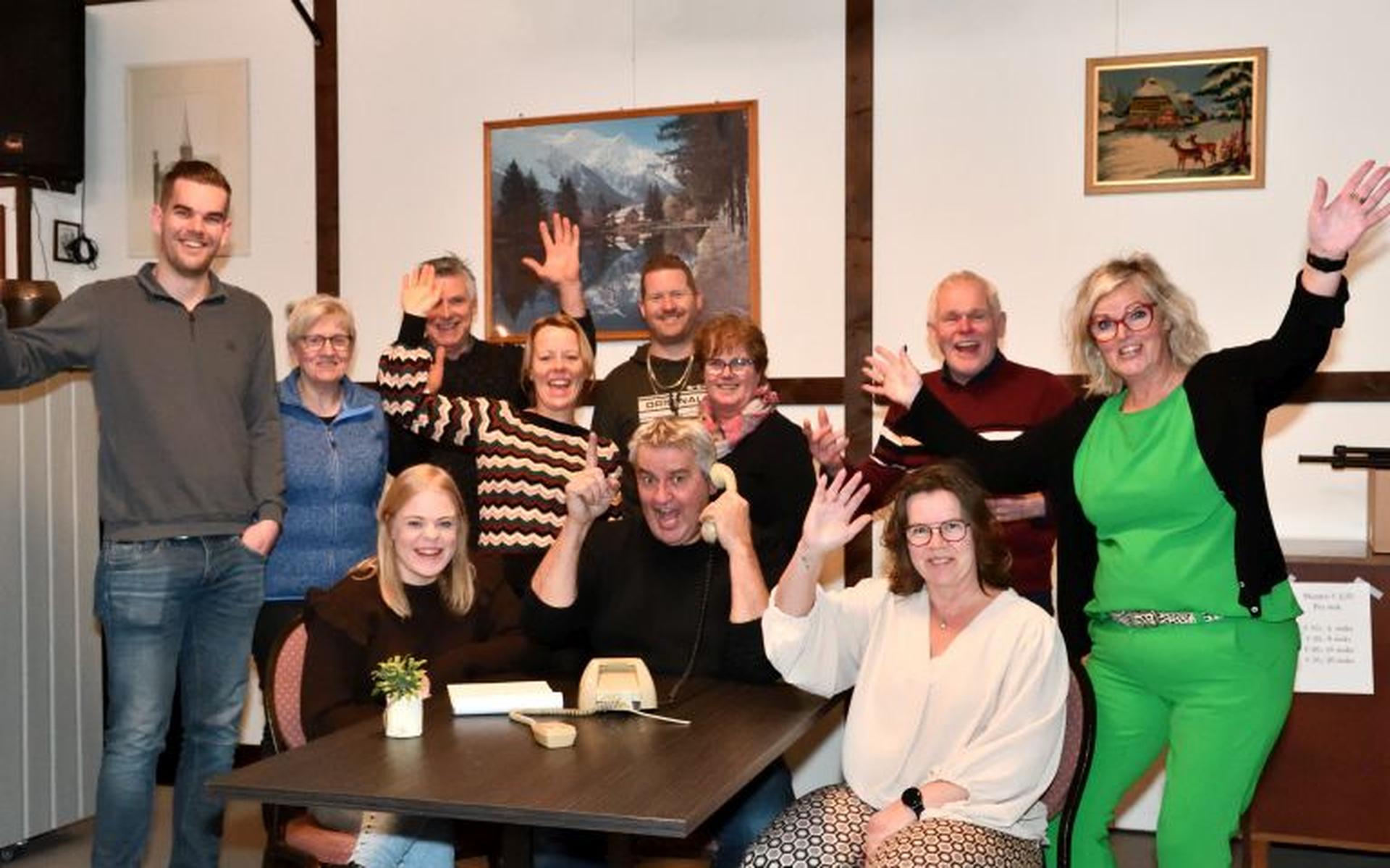 Toneelclub Erm voert het blijspel 'Het Scharminkel oet Roswinkel' op. Vier voorstellingen op het pro