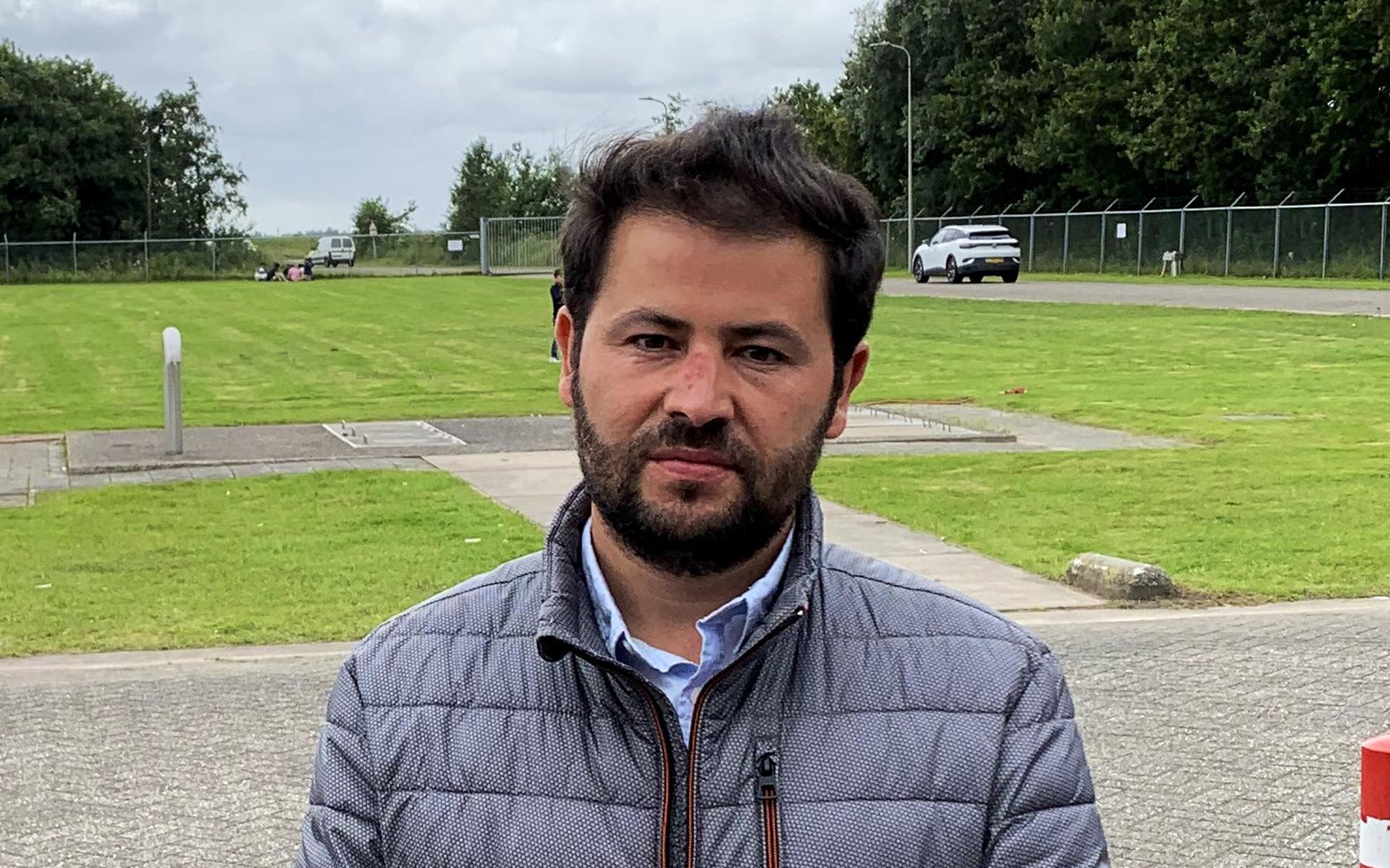 Uit Afghanistan gevluchte journalist zit nu met zijn gezin in Zoutkamp: 'We zijn in de steek gelaten