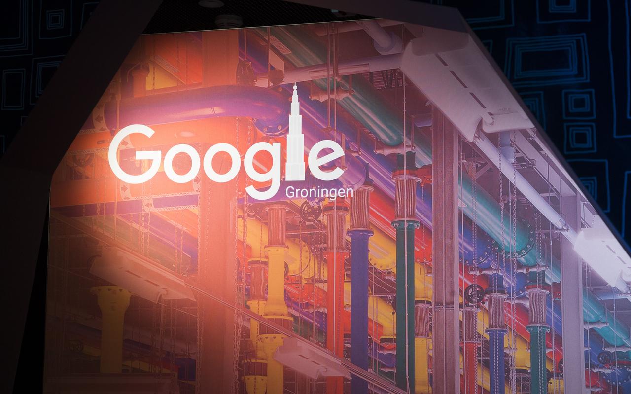 Google in Eemshaven. Google in Eemshaven.