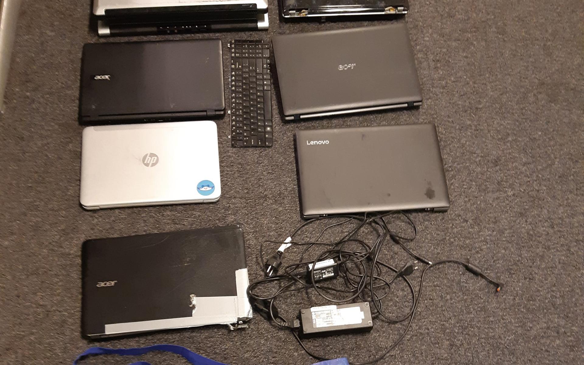 De zeven laptops waren afkomstig van het brengstation Roden.
