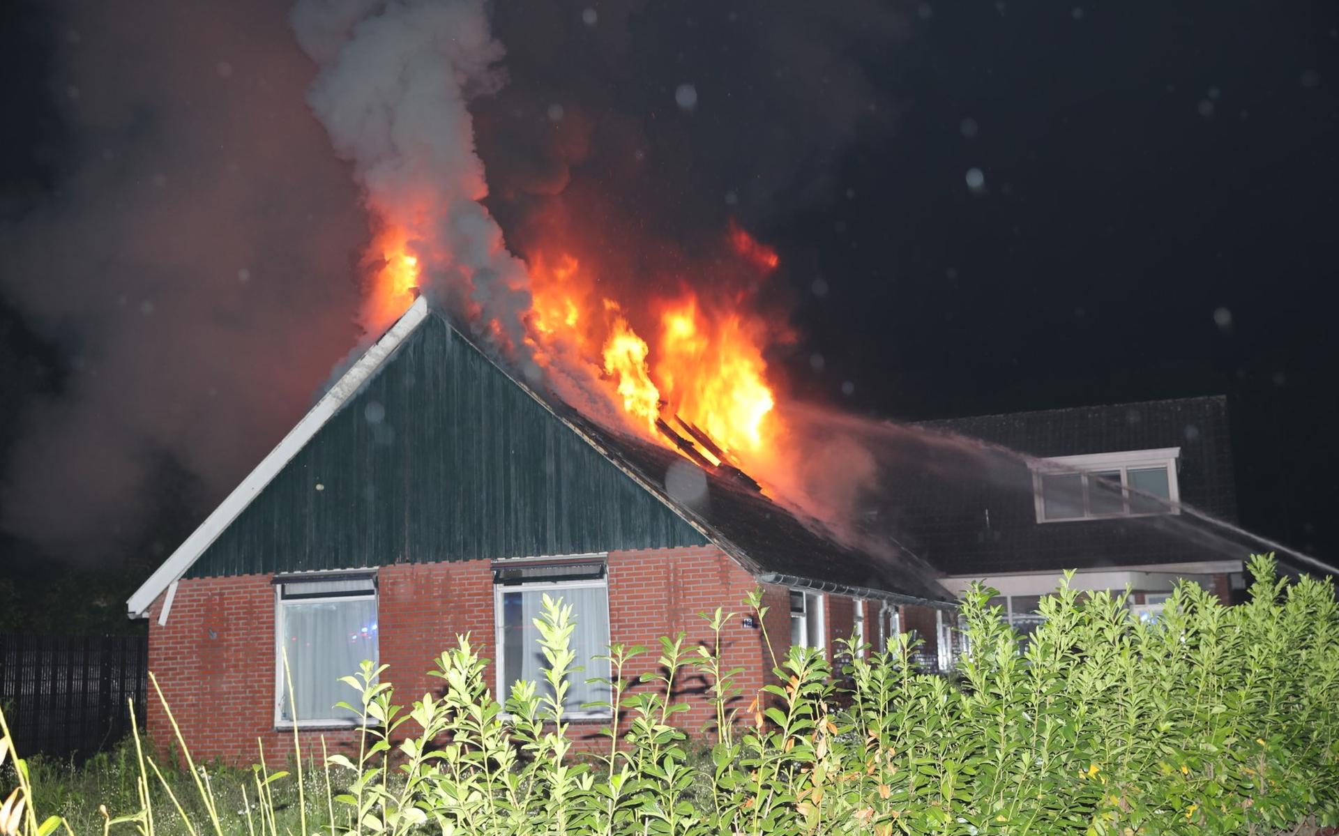 Uitslaande brand in voorhuis woning Gieten - Dagblad van het Noorden - Dagblad van het Noorden