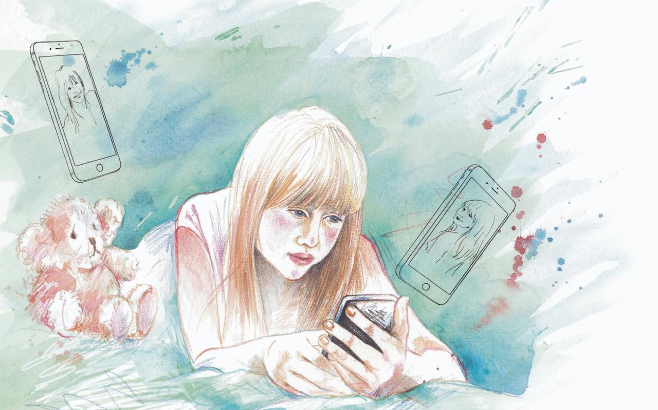 Kim (11) wordt door een volwassenen man met een profiel van een tiener online ingepalmd. Tekening: Janneke de Jonge. Kim (11) wordt door een volwassenen man met een profiel van een tiener online ingepalmd. Tekening: Janneke de Jonge.
