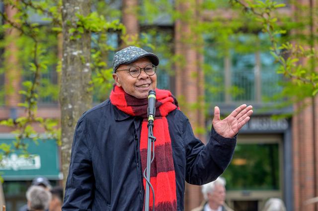 Charles uit Groningen noemt zichzelf wereldverbeteraar. ‘Zodat ik niet vergeet wat mijn rol is’