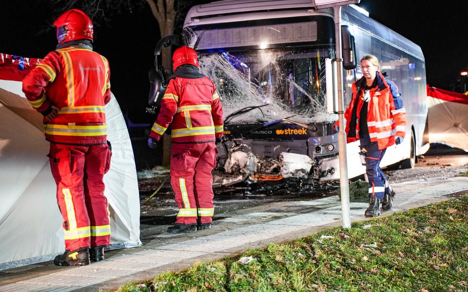 De buschauffeur had geprobeerd de botsing te voorkomen.