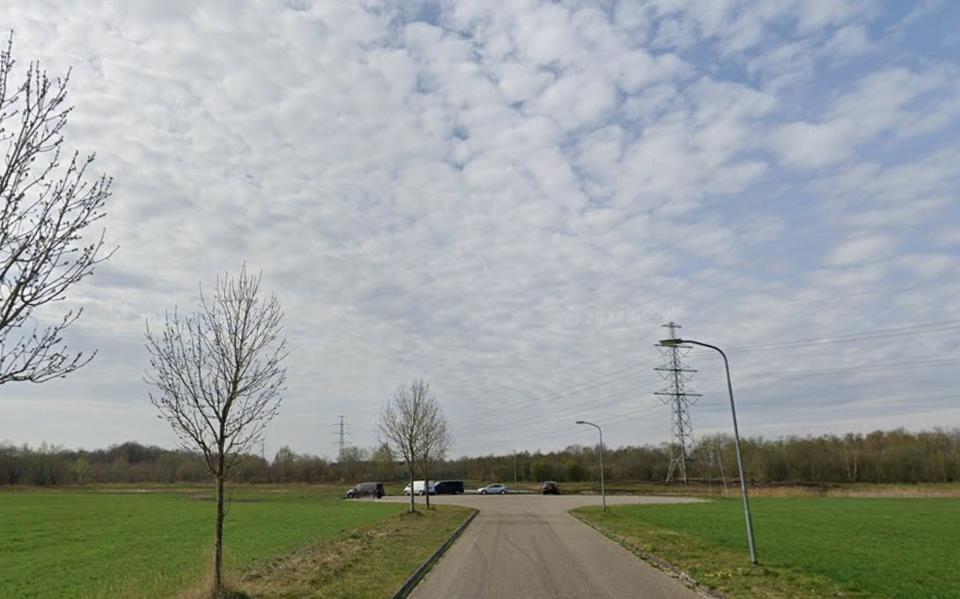 De parkeerplaats die wordt gebruikt bij de homo-ontmoetingsplek bij Wijster.