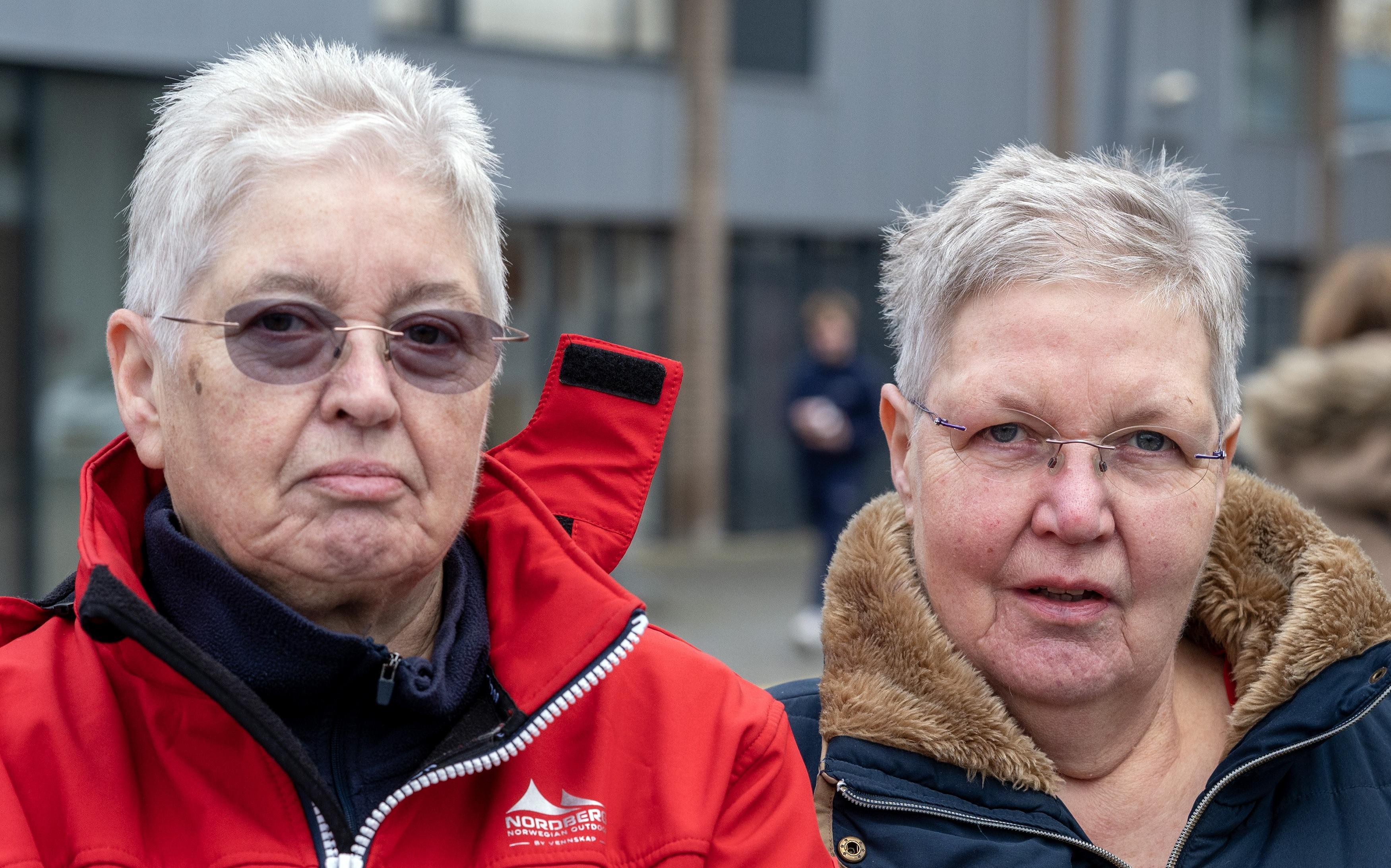 ‘De Nederlander weer op 1’ slaat aan bij PVV-stemmers in de wijk Angelslo in Emmen. 'Hij kan er nooi
