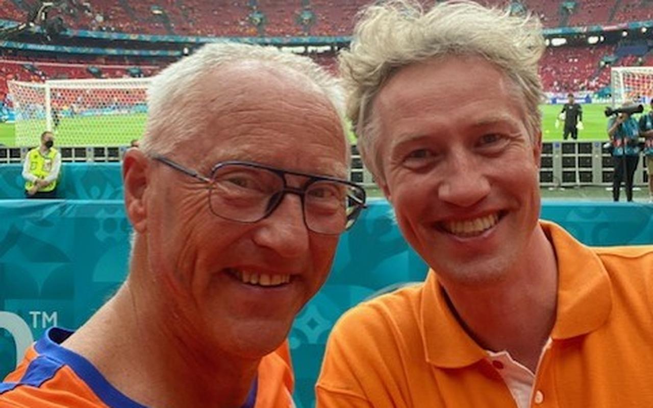 Gert Grimmius met zijn zoon Martijn. Gert Grimmius met zijn zoon Martijn.